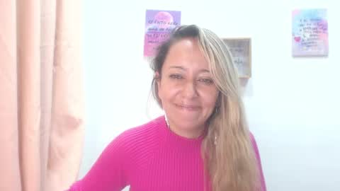 leah_susman online show from 02-21-25, 04:51