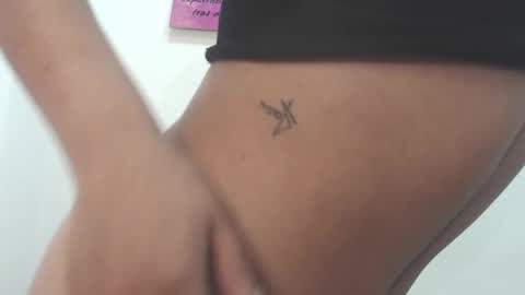 leah_susman online show from 02-26-25, 04:47