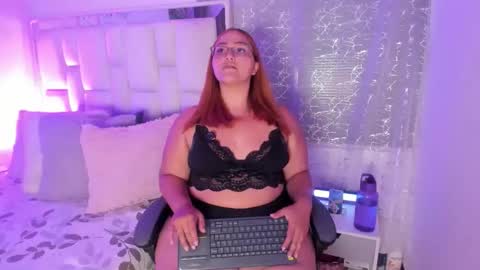 Leah  online show from 04-11-26, 11:53