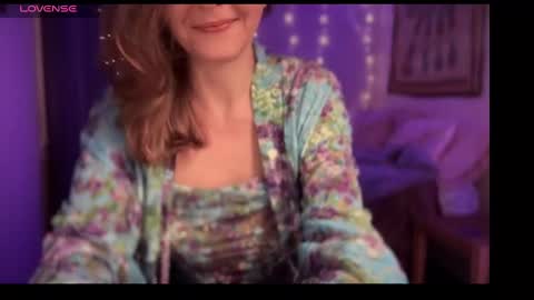 Leah Sparkles online show from 01-25-25, 02:37