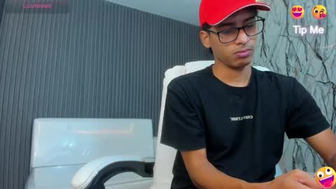 Snapshot of leam_1 chatting on 03-04-26, 03:23 leam_1 online show from 03-04-26, 03:23