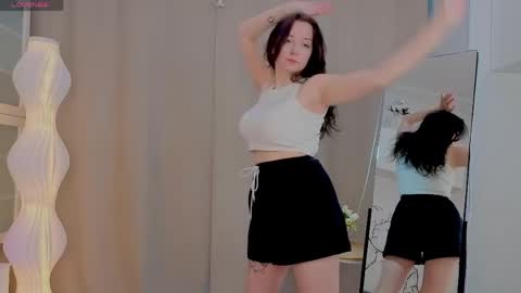 Jane online show from 04-22-26, 06:27