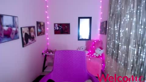 Leandra online show from 02-28-25, 04:21