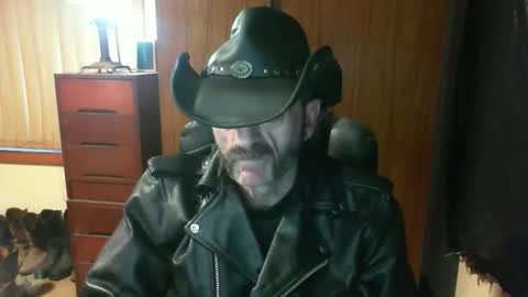 leathergreaser online show from 04-16-26, 08:20