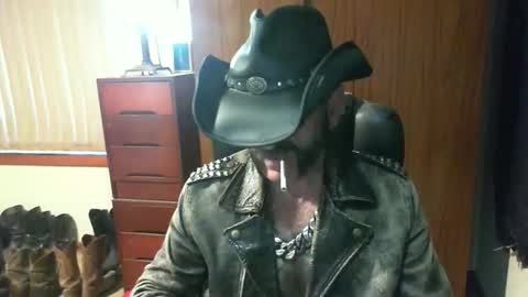 Snapshot of leathergreaser chatting on 05-13-26, 08:49 leathergreaser online show from 05-13-26, 08:49