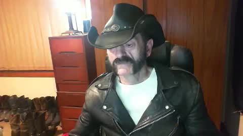 Snapshot of leathergreaser chatting on 05-22-26, 07:41 leathergreaser online show from 05-22-26, 07:41