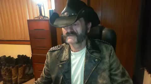 Snapshot of leathergreaser chatting on 06-13-26, 08:40 leathergreaser online show from 06-13-26, 08:40
