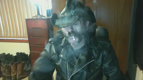 Snapshot of leathergreaser chatting on 06-15-26, 09:28 leathergreaser online show from 06-15-26, 09:28