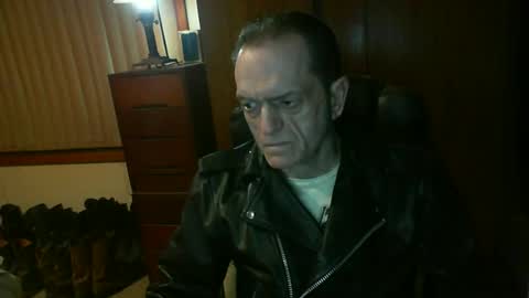 Snapshot of leathergreaser chatting on 06-23-26, 07:56 leathergreaser online show from 06-23-26, 07:56