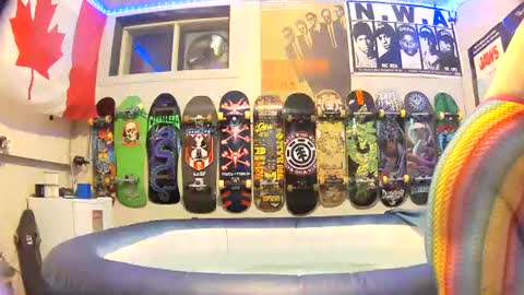 Snapshot of leatherluvefuck chatting on 11-16-25, 03:01 kinky dirty fuck online show from 11-16-25, 03:01