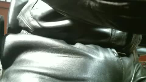 Leathermotocross online show from 03-01-26, 06:54