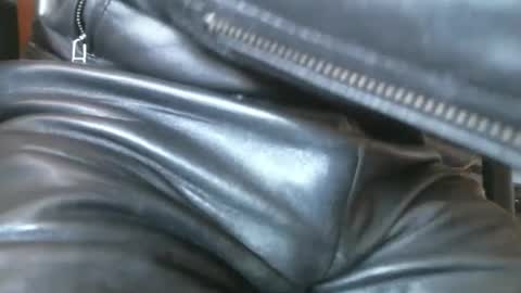 Snapshot of leathermotocross001 chatting on 05-09-26, 05:51 Leathermotocross online show from 05-09-26, 05:51