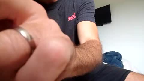 Snapshot of lebrun1985 chatting on 06-03-26, 04:56 lebrun1985 online show from 06-03-26, 04:56