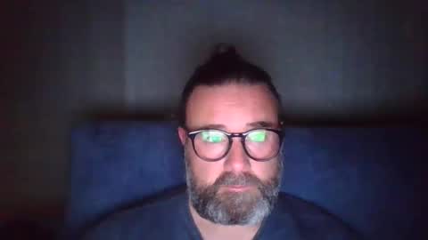 lecheare28 online show from 03-01-25, 08:42