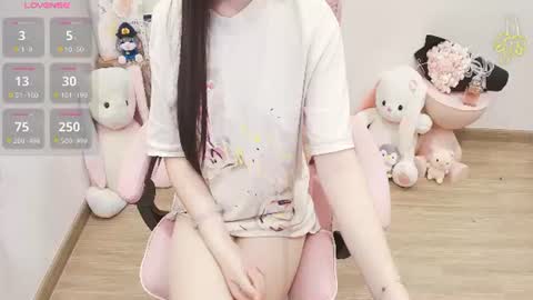 Lee online show from 06-18-26, 03:07