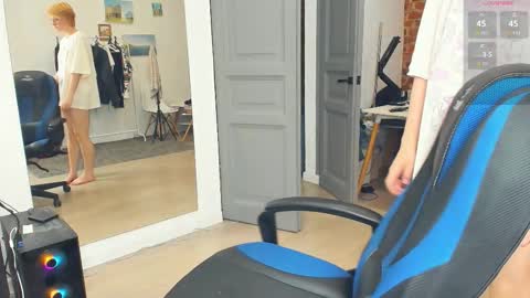 I am Melisa. Im new here. This is my first day online show from 11-30-25, 04:49