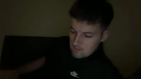 leedslad35 online show from 12-15-24, 02:19