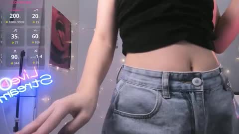 Snapshot of leehaeun7 chatting on 02-15-26, 08:16 Lee Haeun online show from 02-15-26, 08:16