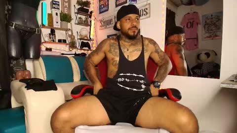 leenar_key online show from 02-18-26, 11:11