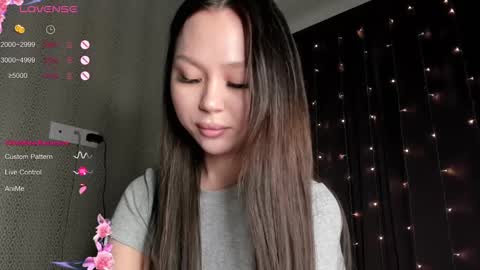 Snapshot of leenylipss chatting on 02-11-25, 03:40 Emily pvt open ONLY WITH EXTRA TIPS online show from 02-11-25, 03:40