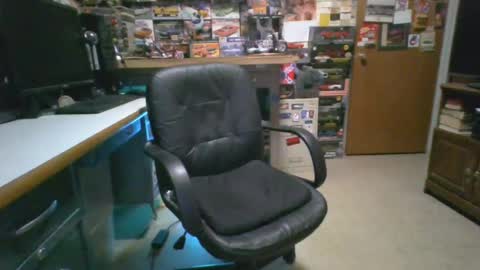 Snapshot of leezimmerman200 chatting on 07-18-26, 11:58 leezimmerman200 online show from 07-18-26, 11:58
