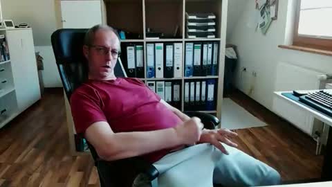 Dave online show from 03-08-26, 12:09