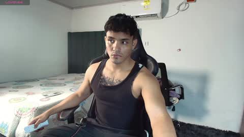 Snapshot of lei_77 chatting on 01-09-25, 10:52 Lei online show from 01-09-25, 10:52