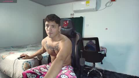 Snapshot of lei_77 chatting on 02-02-25, 06:31 Lei online show from 02-02-25, 06:31