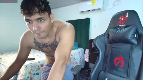 Snapshot of lei_77 chatting on 02-13-25, 07:21 Lei online show from 02-13-25, 07:21