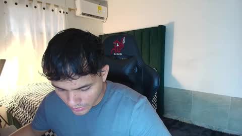 Snapshot of lei_77 chatting on 10-27-25, 06:56 Lei online show from 10-27-25, 06:56