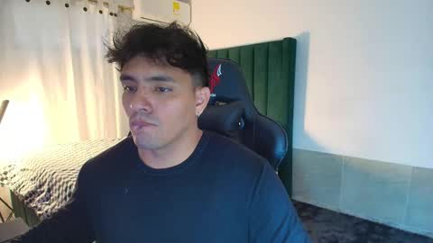 Snapshot of lei_77 chatting on 11-29-25, 06:44 Lei online show from 11-29-25, 06:44