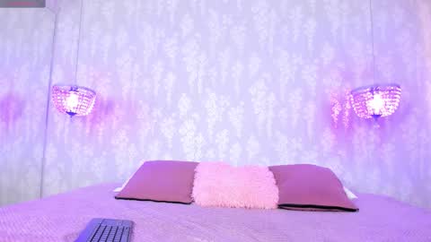 Snapshot of leigh_angels chatting on 02-09-26, 09:41 LEIGH ANGELS online show from 02-09-26, 09:41