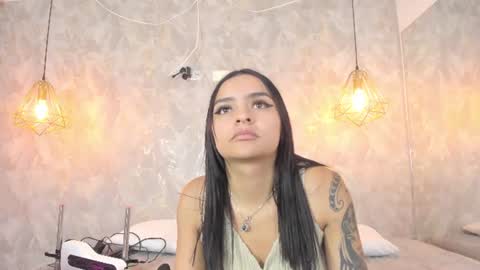 Snapshot of leigh_angels chatting on 06-15-26, 10:12 LEIGH ANGELS online show from 06-15-26, 10:12