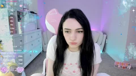 Leighla online show from 09-30-25, 08:58