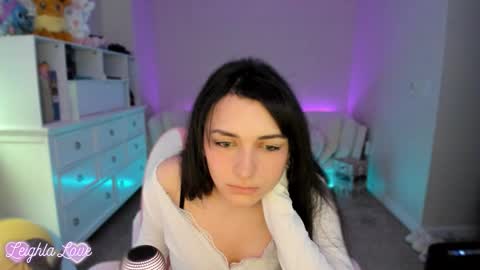 Snapshot of leighlalove chatting on 02-20-26, 01:02 Leighla online show from 02-20-26, 01:02