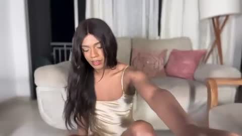 Leila     online show from 07-31-26, 11:48