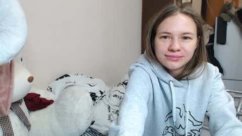 leila_bambi online show from 12-23-24, 09:08