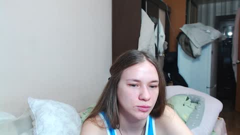 Snapshot of leila_bambi chatting on 01-10-25, 07:11 leila_bambi online show from 01-10-25, 07:11