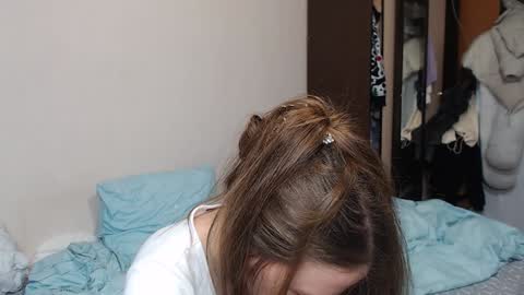 Snapshot of leila_bambi chatting on 02-04-25, 11:38 leila_bambi online show from 02-04-25, 11:38