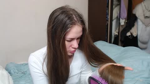 leila_bambi online show from 02-05-25, 08:43