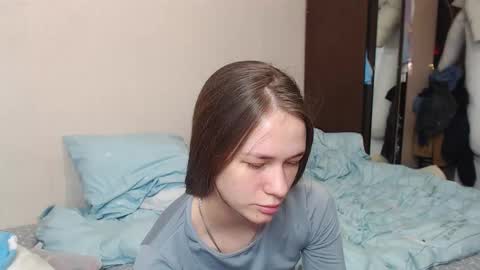leila_bambi online show from 02-19-25, 05:27