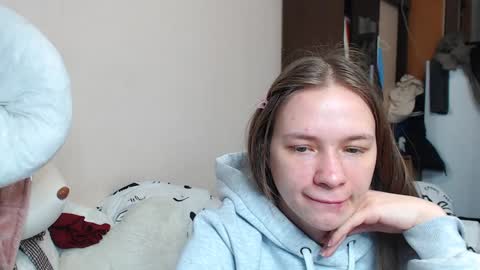 leila_bambi_ online show from 12-24-24, 12:11