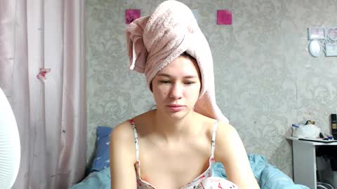 leila_bambi_ online show from 09-24-25, 02:31