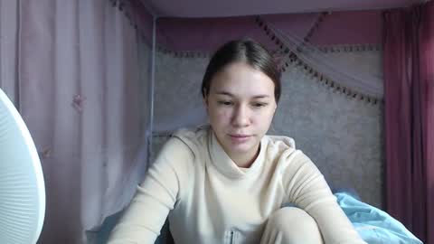 leila_bambi_ online show from 12-20-25, 02:02