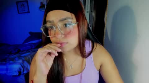 Leila online show from 05-21-26, 01:45