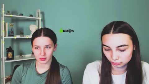 leila_viper_ online show from 12-16-25, 01:27