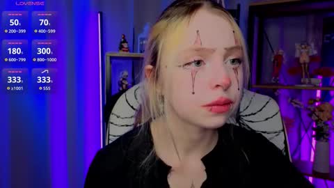 Leila online show from 01-14-26, 01:39