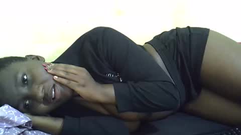 leilah_cute19 online show from 03-26-26, 09:59