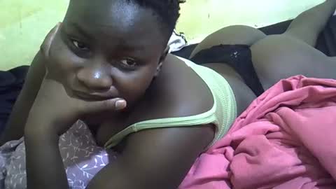 leilah_cute19 online show from 04-07-26, 05:57