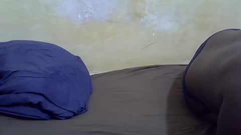 Snapshot of leilah_cute19 chatting on 05-05-26, 07:49 leilah_cute19 online show from 05-05-26, 07:49
